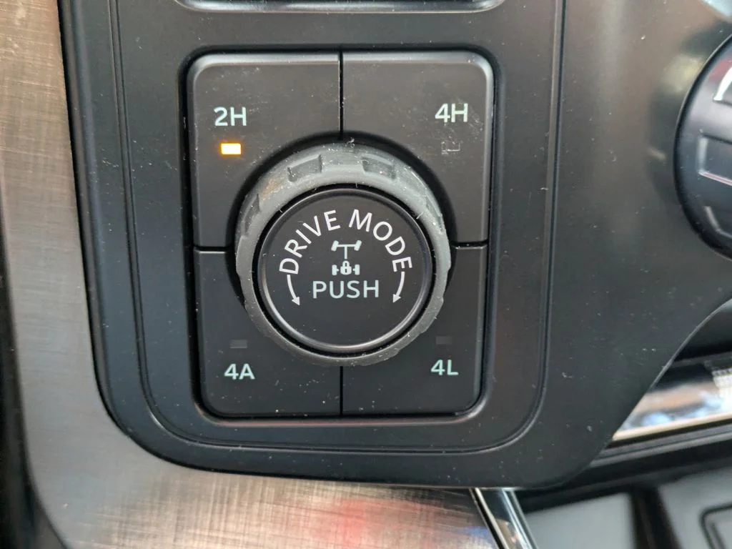New 2026 Agate Black Metallic Ford King Ranch image 24