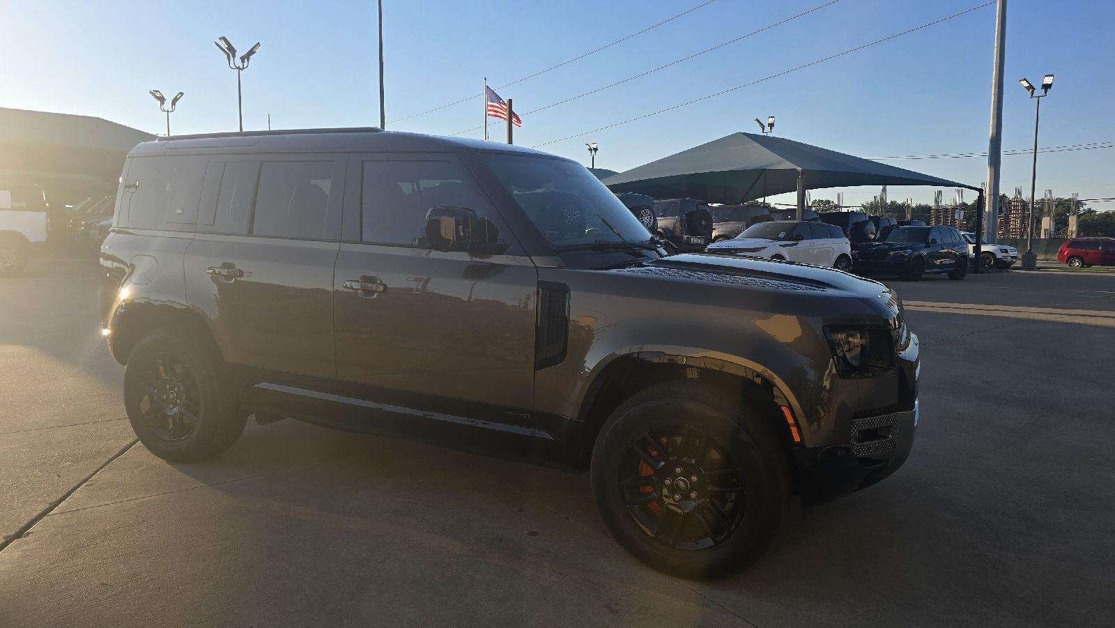 Used 2023 Gondwana Stone Land Rover X image 5