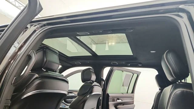Used 2024 Black Jeep Series II image 18
