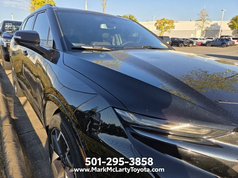 Used 2022 Black CHEVROLET RS image 9