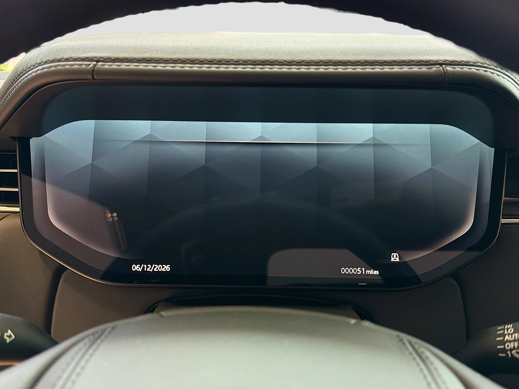 New 2026 Velocity Blue Satin Land Rover Autobiography image 37