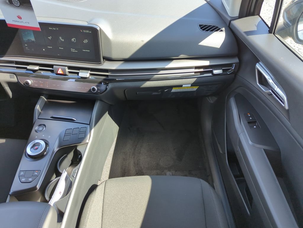 New 2026 Gravity Gray Kia LX image 16