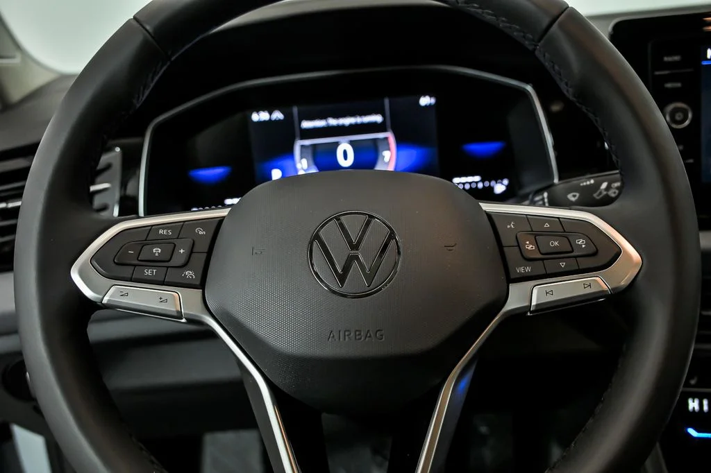 New 2026 Gray Volkswagen 1.5T SE image 12