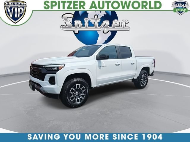 Used 2023 Summit White Chevrolet Z71 image 5