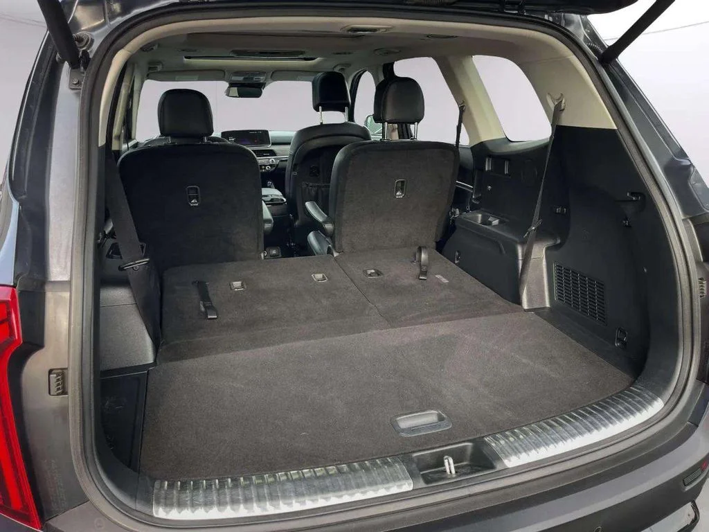 Used 2022 Gravity Gray Kia SX image 25