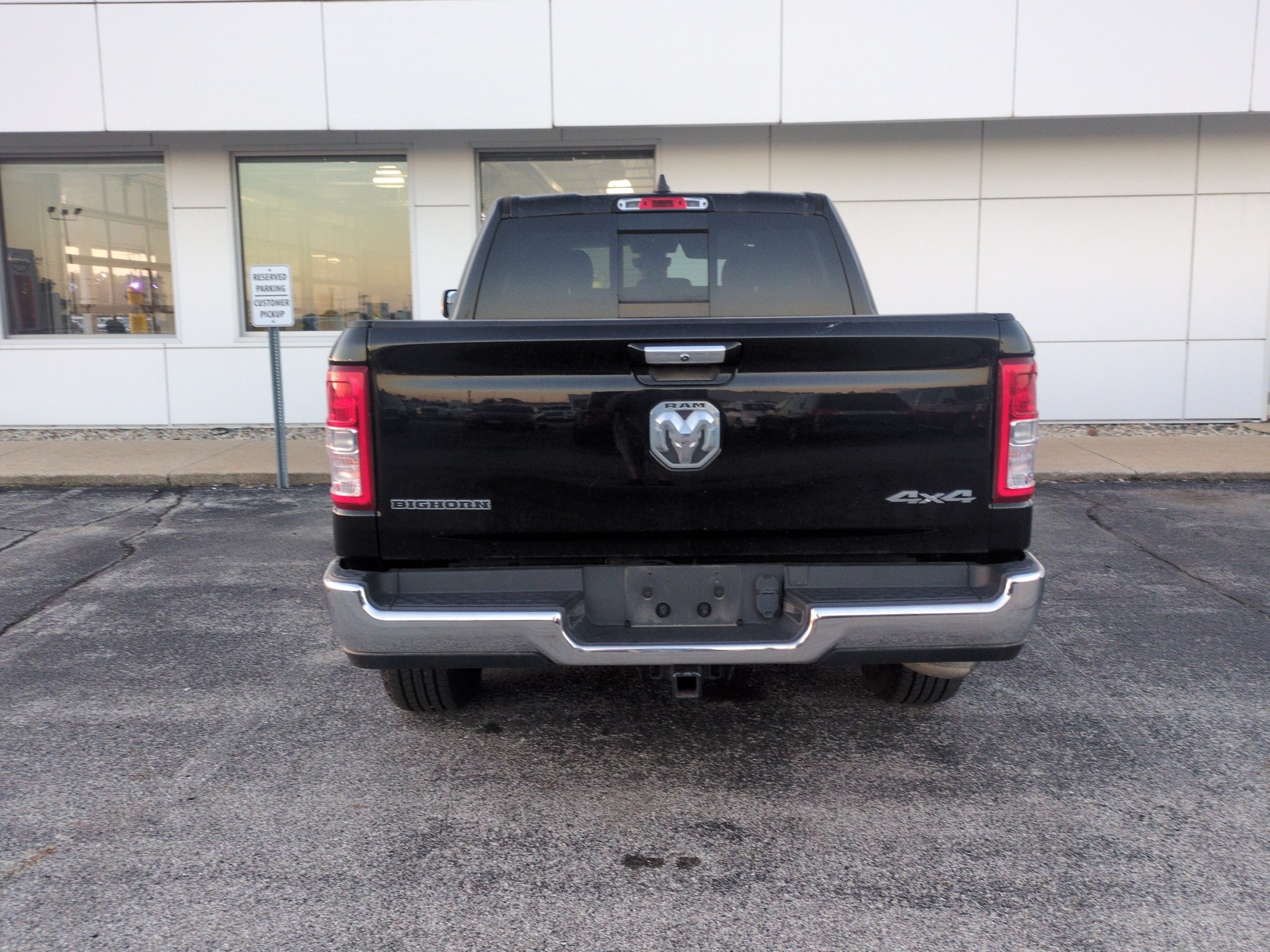 Used 2019 Diamond Black Crystal Pearlcoat Ram Big Horn/Lone Star image 6