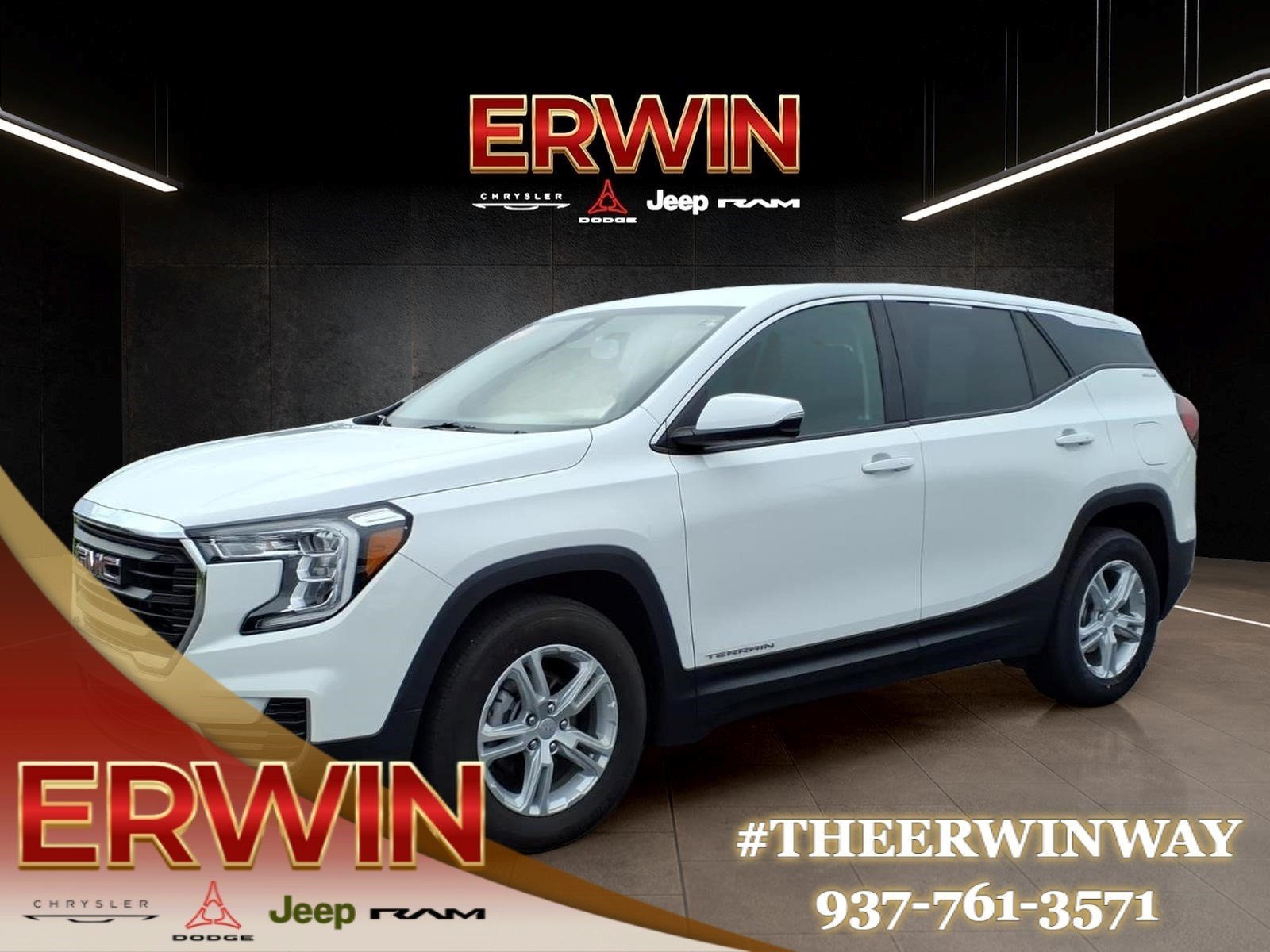 Used 2023 Summit White GMC SLE image 3