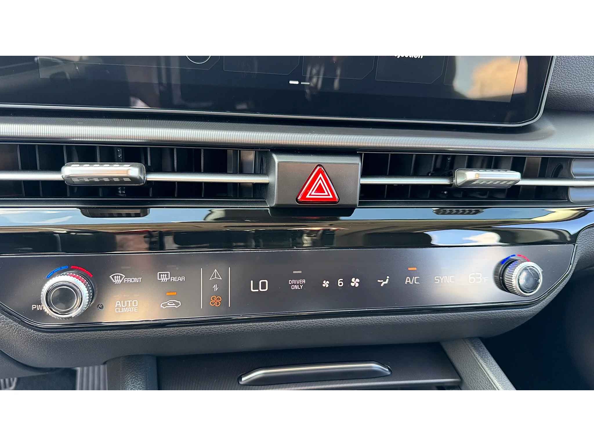 New 2027 Wolf Gray Kia EX image 20