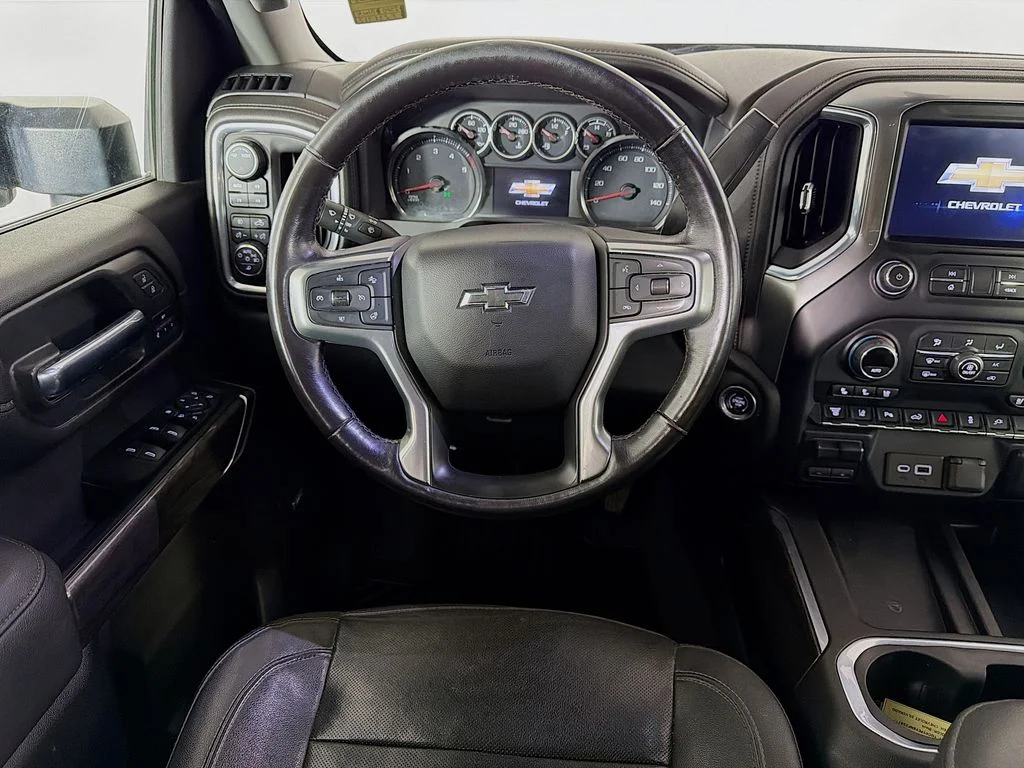 Used 2022 Black Chevrolet LTZ image 20