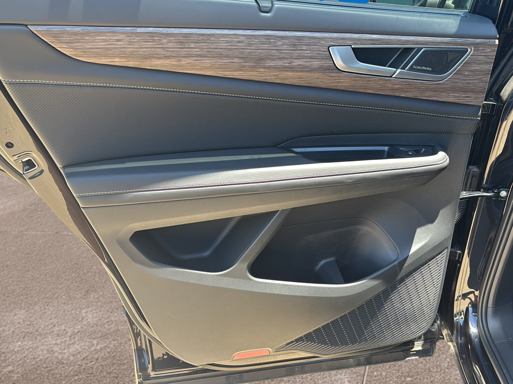2026 Volkswagen Atlas SEL Premium R-Line - Photo 13