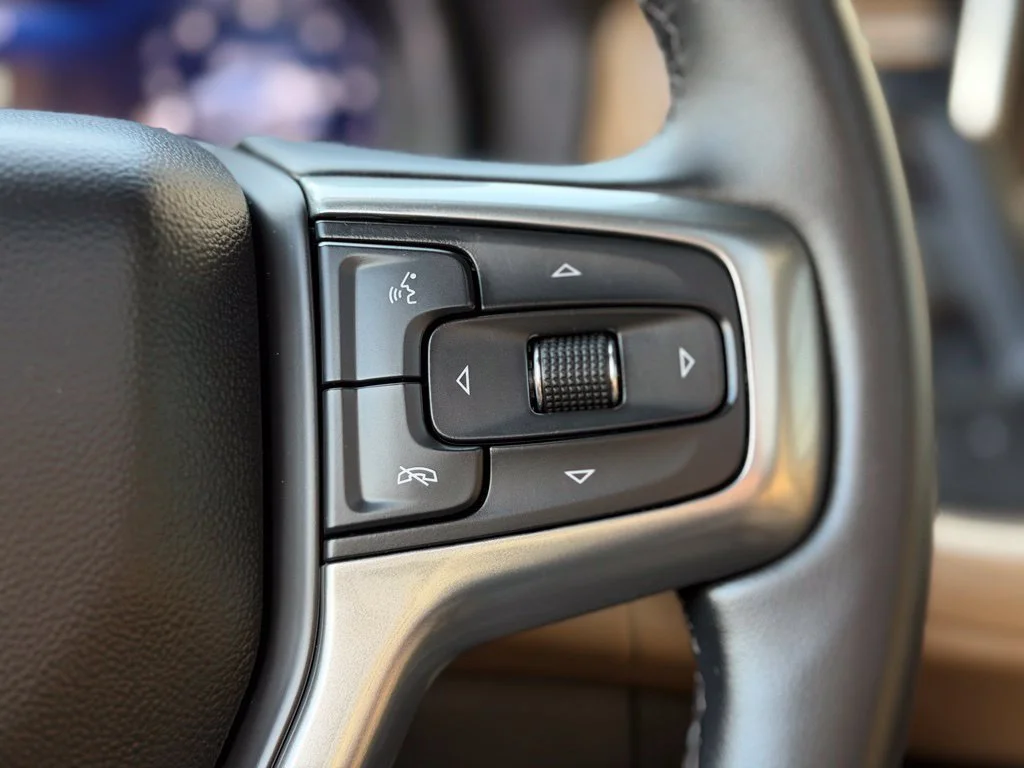 Used 2023 Gray Chevrolet Premier image 19