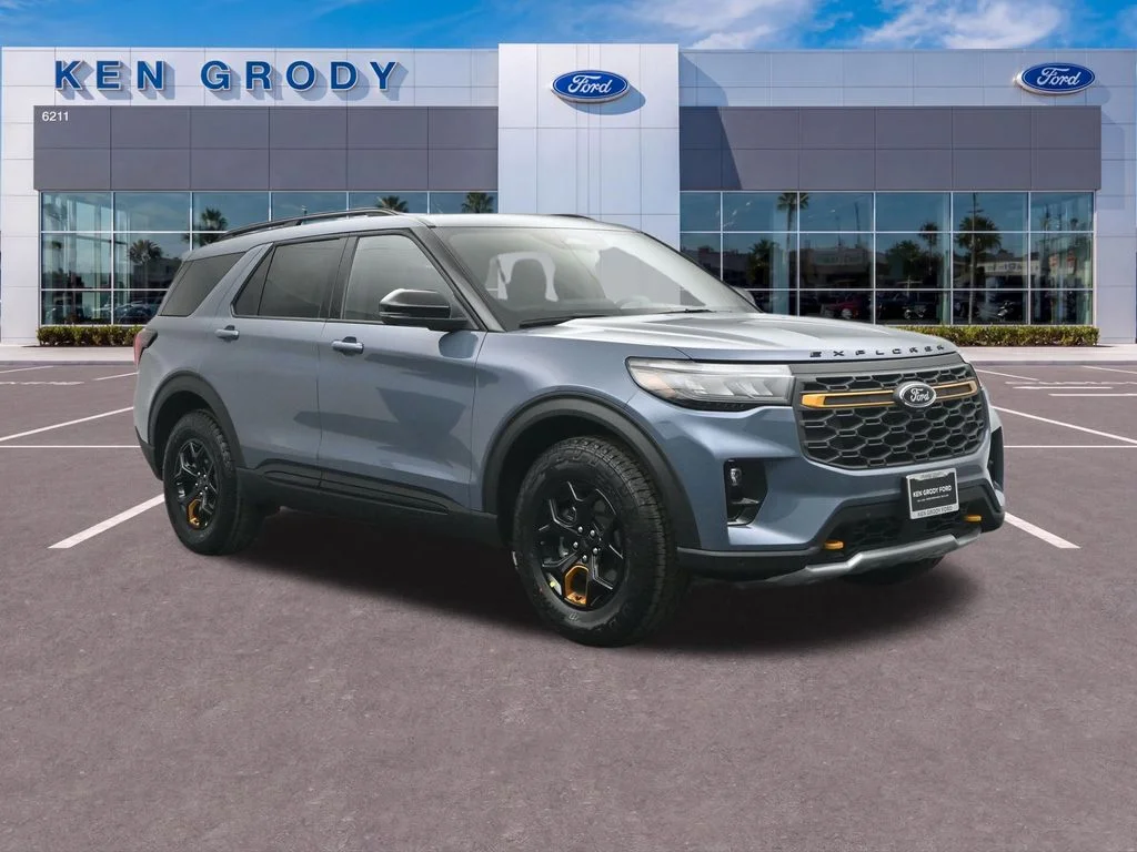 New 2026 Vapor Blue Metallic Ford Tremor image 1