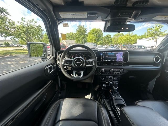 Used 2024 Silver Jeep Sahara 4xe image 15