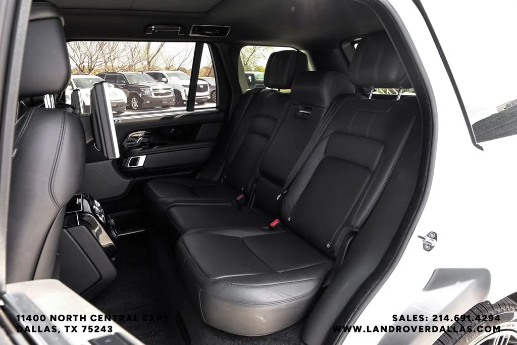 Used 2021 Fuji White Land Rover Westminster image 43