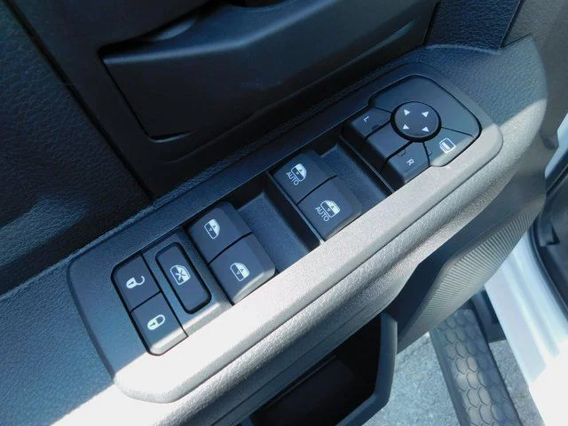 2025 RAM 2500 Tradesman - Photo 12