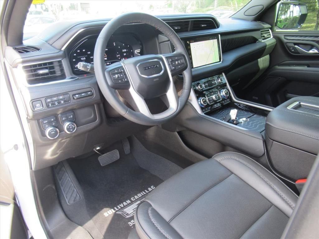 Used 2024 White GMC Denali image 17