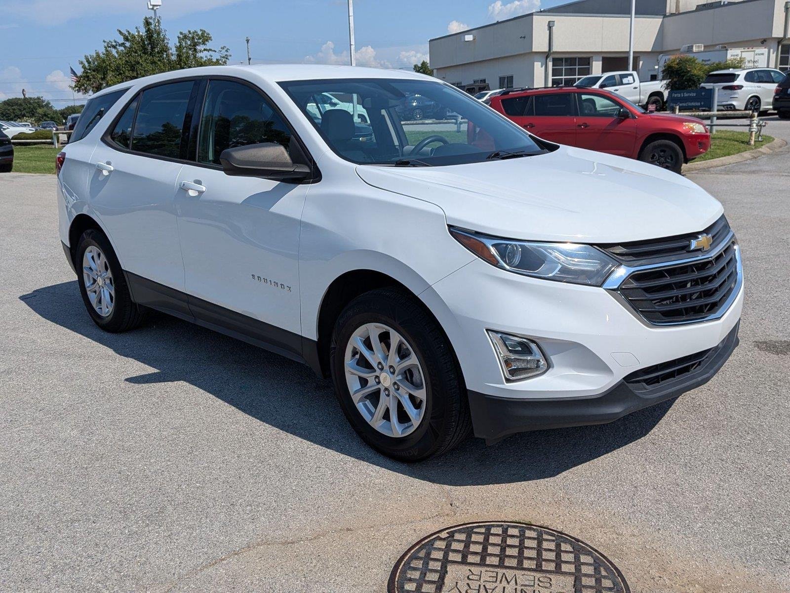 Used 2019 Summit White Chevrolet LS image 7