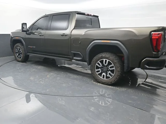 Used 2023 Green GMC AT4 image 3