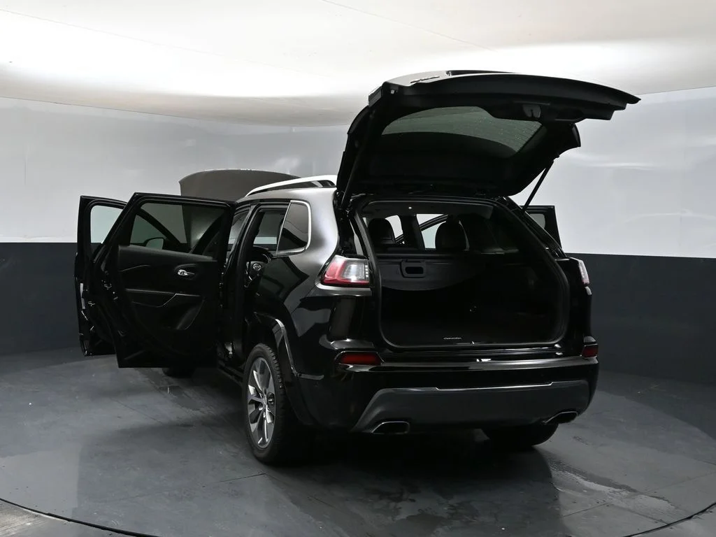 Used 2019 Black Jeep Overland image 44