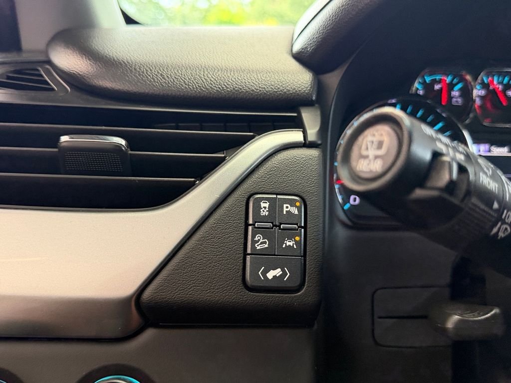 Used 2019 Black Chevrolet LT image 27