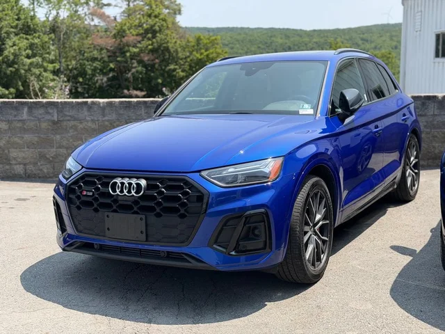 2023 Audi SQ5 Premium Plus TFSI quattro Tiptronic