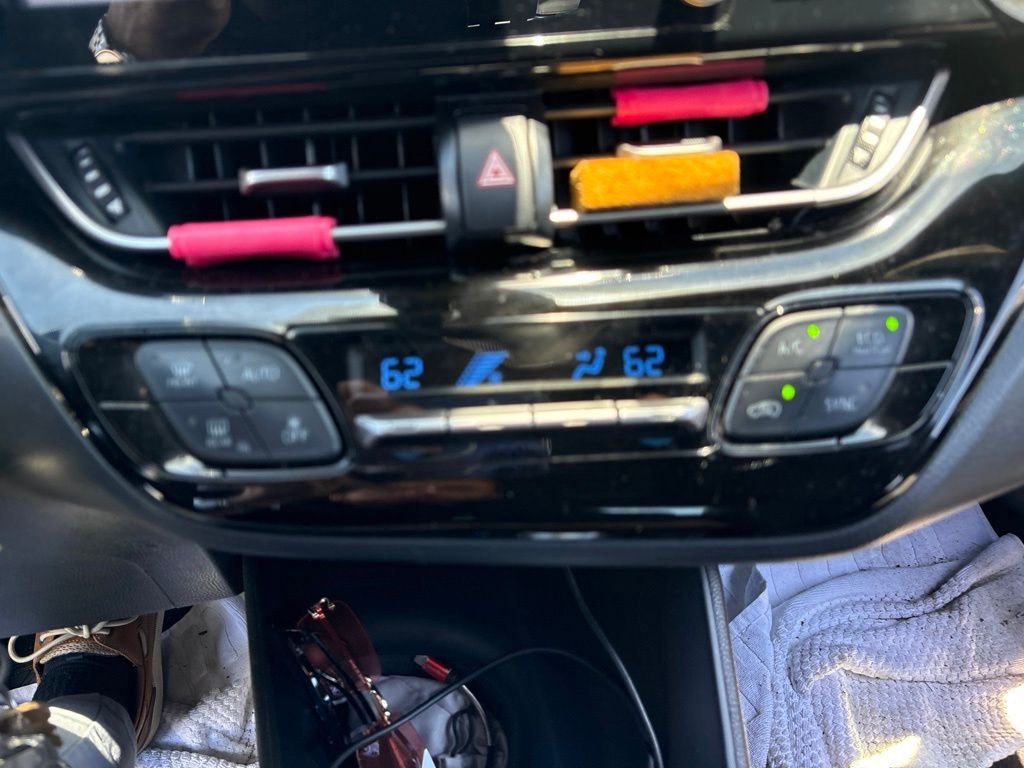 Used 2019 Red Toyota LE image 20