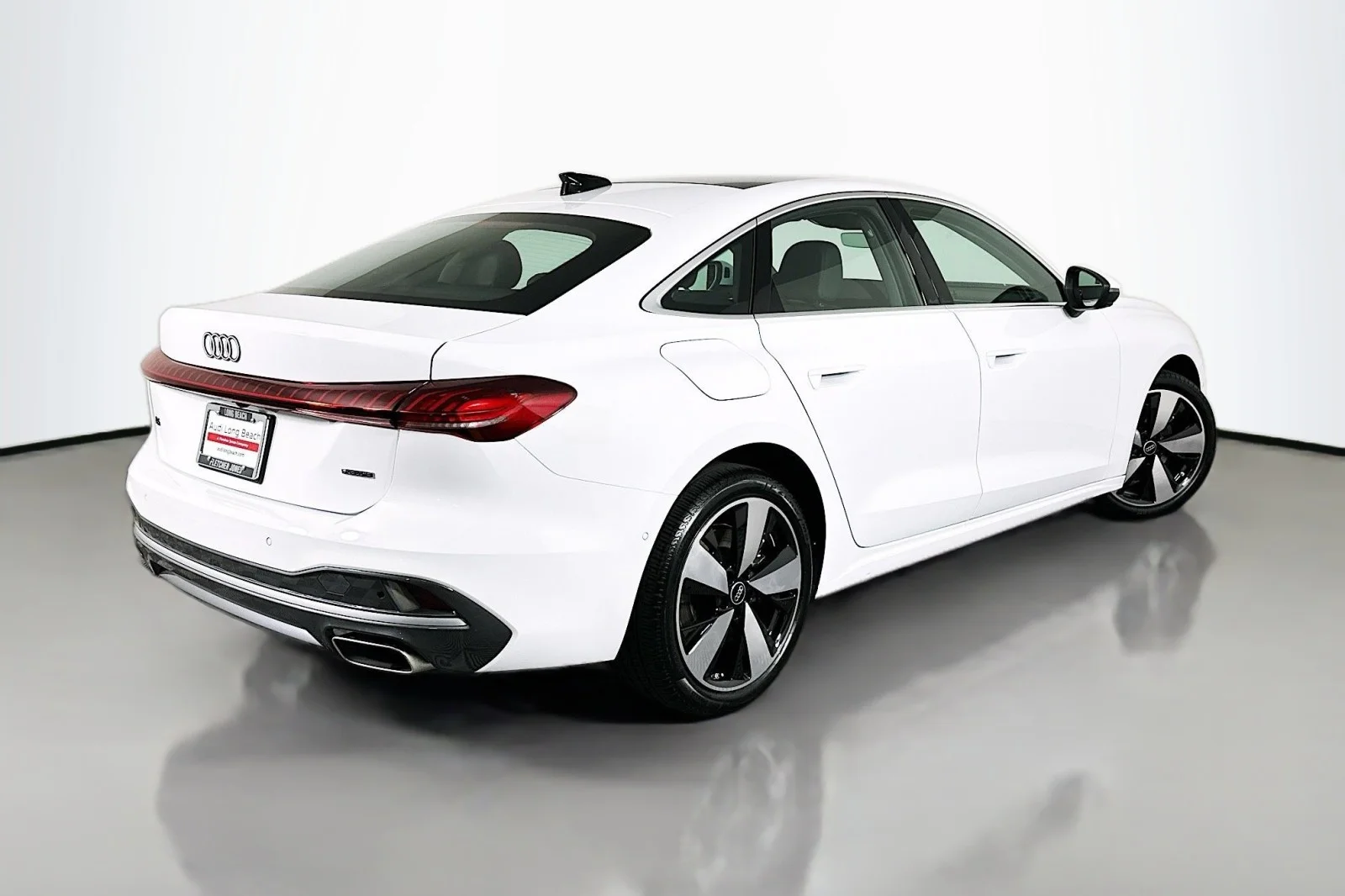 Used 2025 Arkona White Audi Premium Plus image 14
