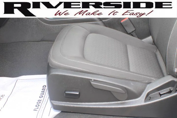 Certified Used 2022 Summit White GMC Elevation image 13