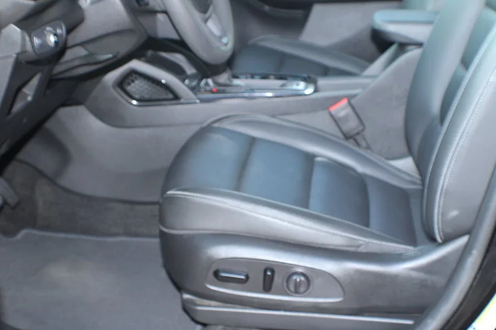 Used 2021 MOSAIC BLACK METALLIC Chevrolet LT image 13