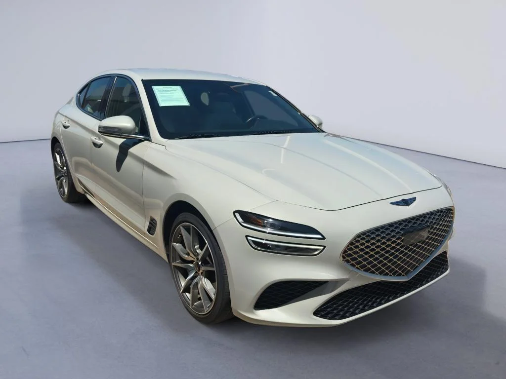 Used 2025  Genesis 2.5T image 7