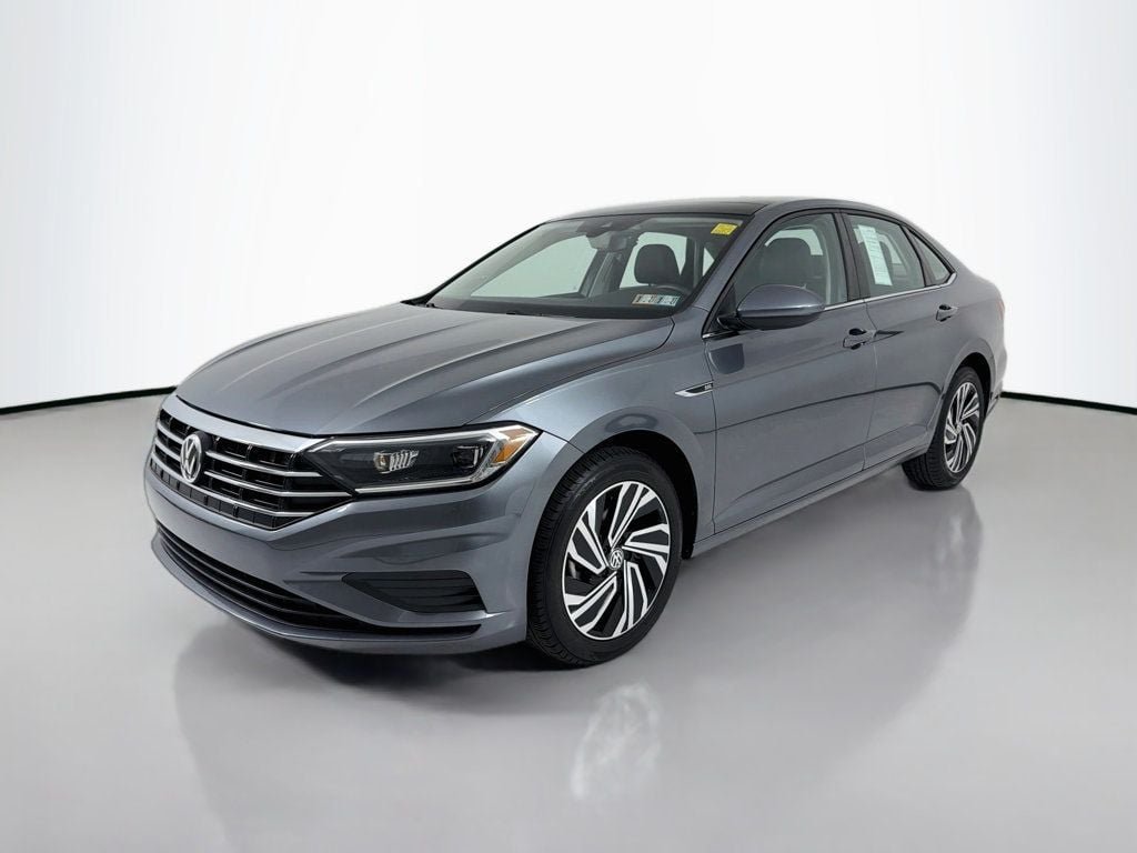Used 2021 Platinum Gray Metallic Volkswagen SEL Automatic image 3