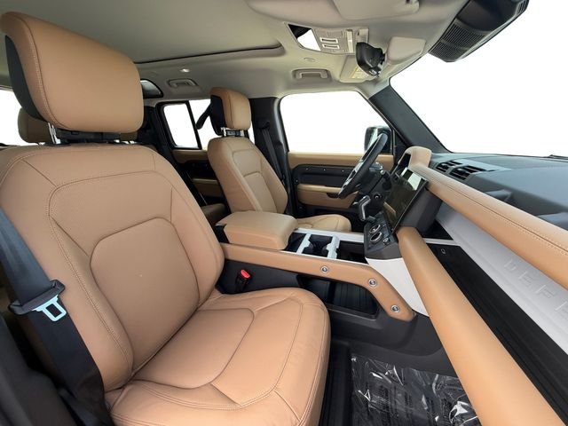 New 2026 Woolstone Green Land Rover S image 16