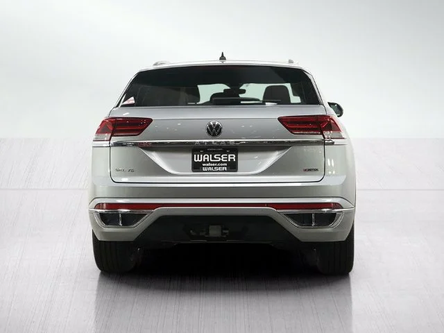 Used 2020 Silver Metallic Volkswagen 3.6L V6 SEL Premium R-Line image 4