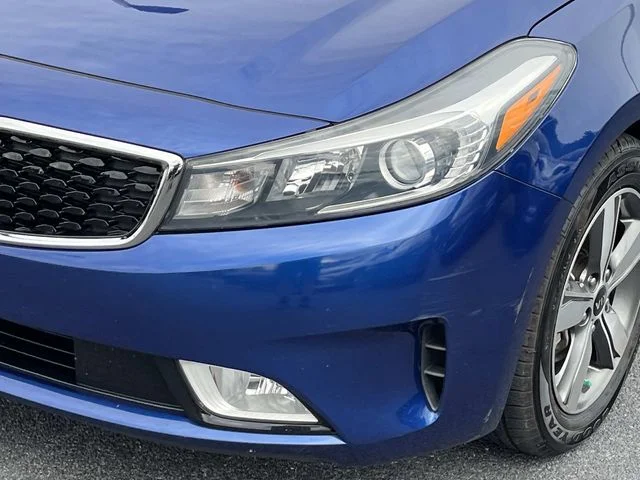 Used 2018 Blue Kia S image 10