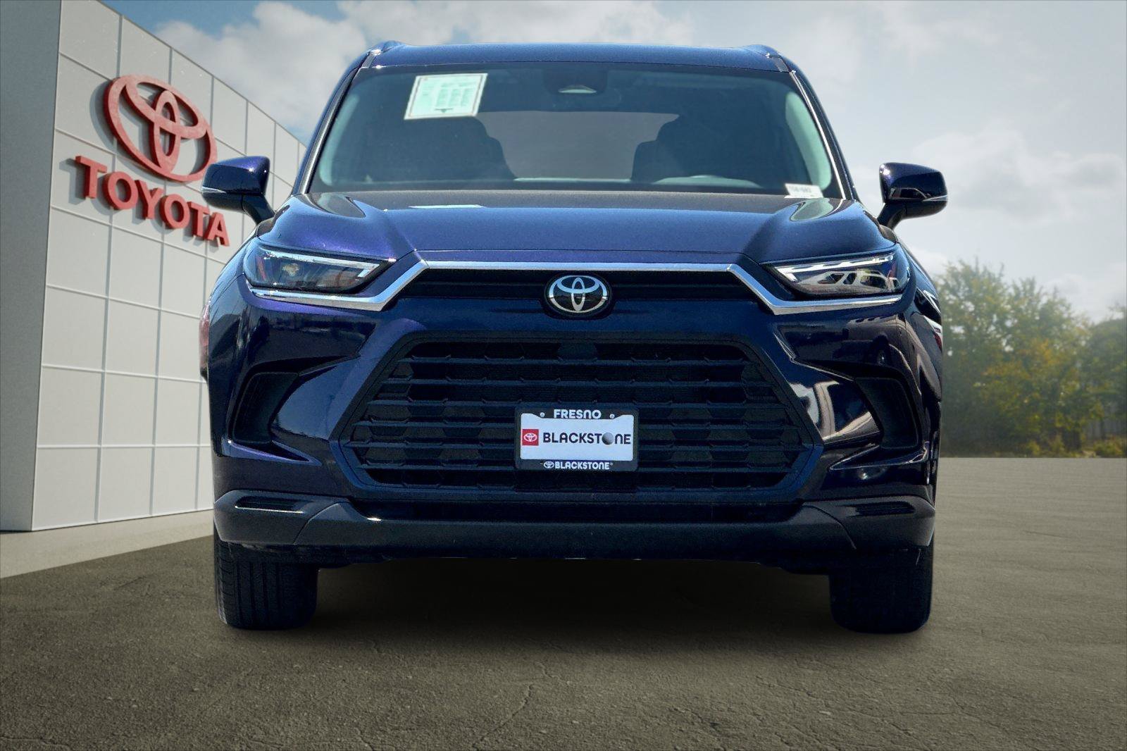 Certified Used 2025 Blueprint Toyota XLE image 8