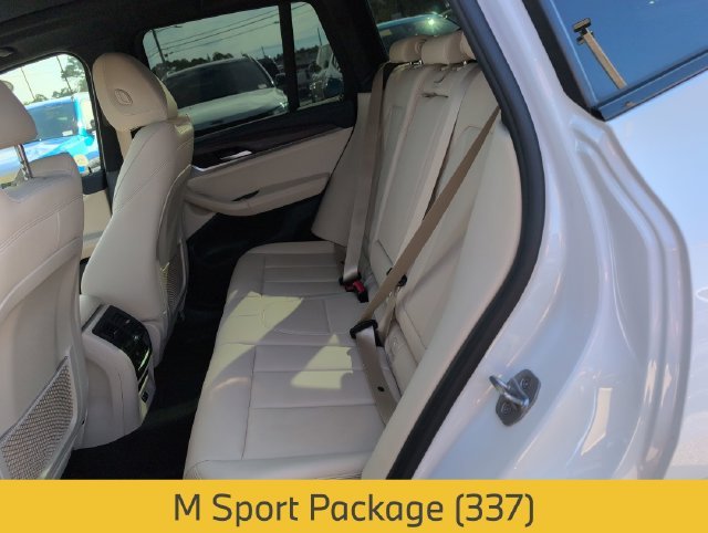 Used 2021 Alpine White BMW sDrive30i image 27