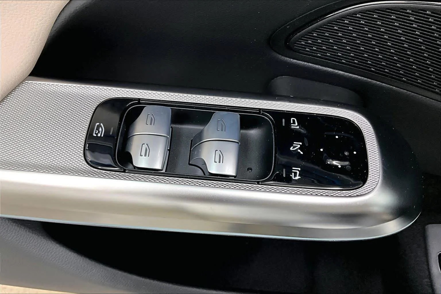 New 2026 Polar White Mercedes-Benz E 350 image 20