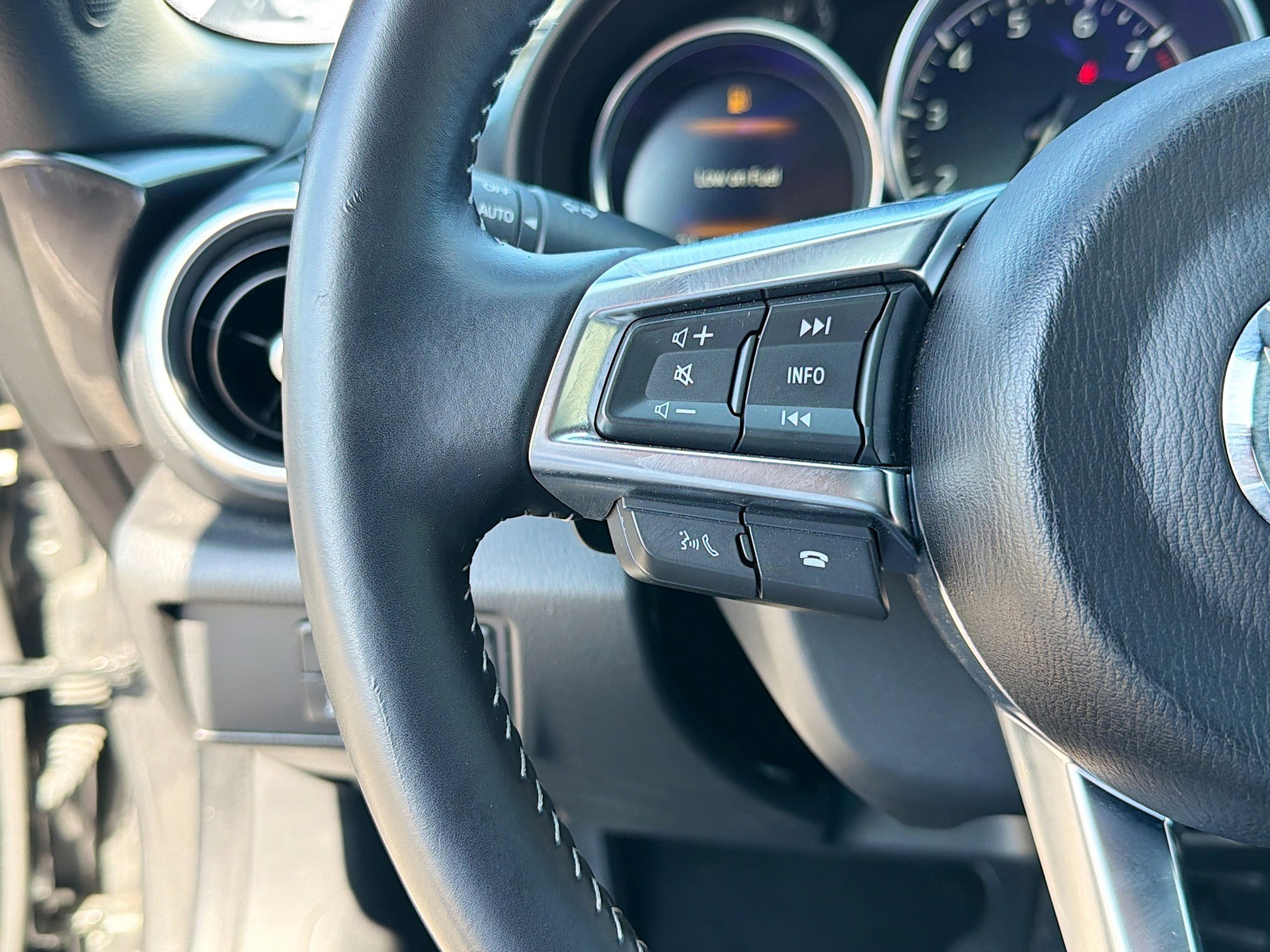 Used 2025 Machine Gray Metallic Mazda Grand Touring image 32