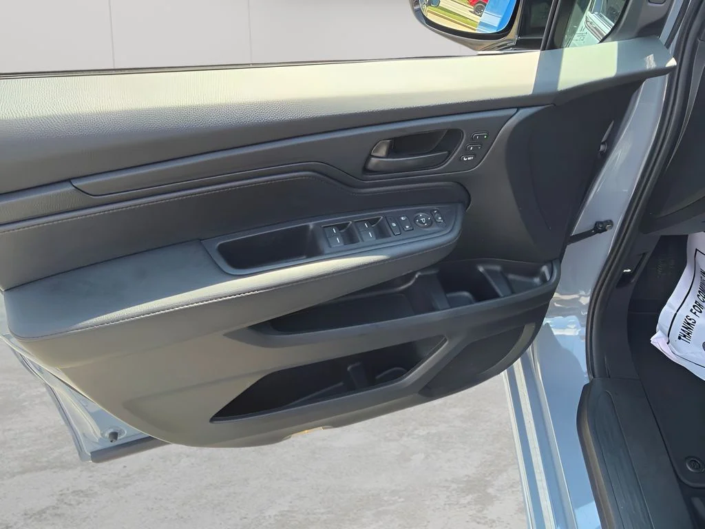 Used 2025 Sonic Gray Pearl Honda Sport-L image 16