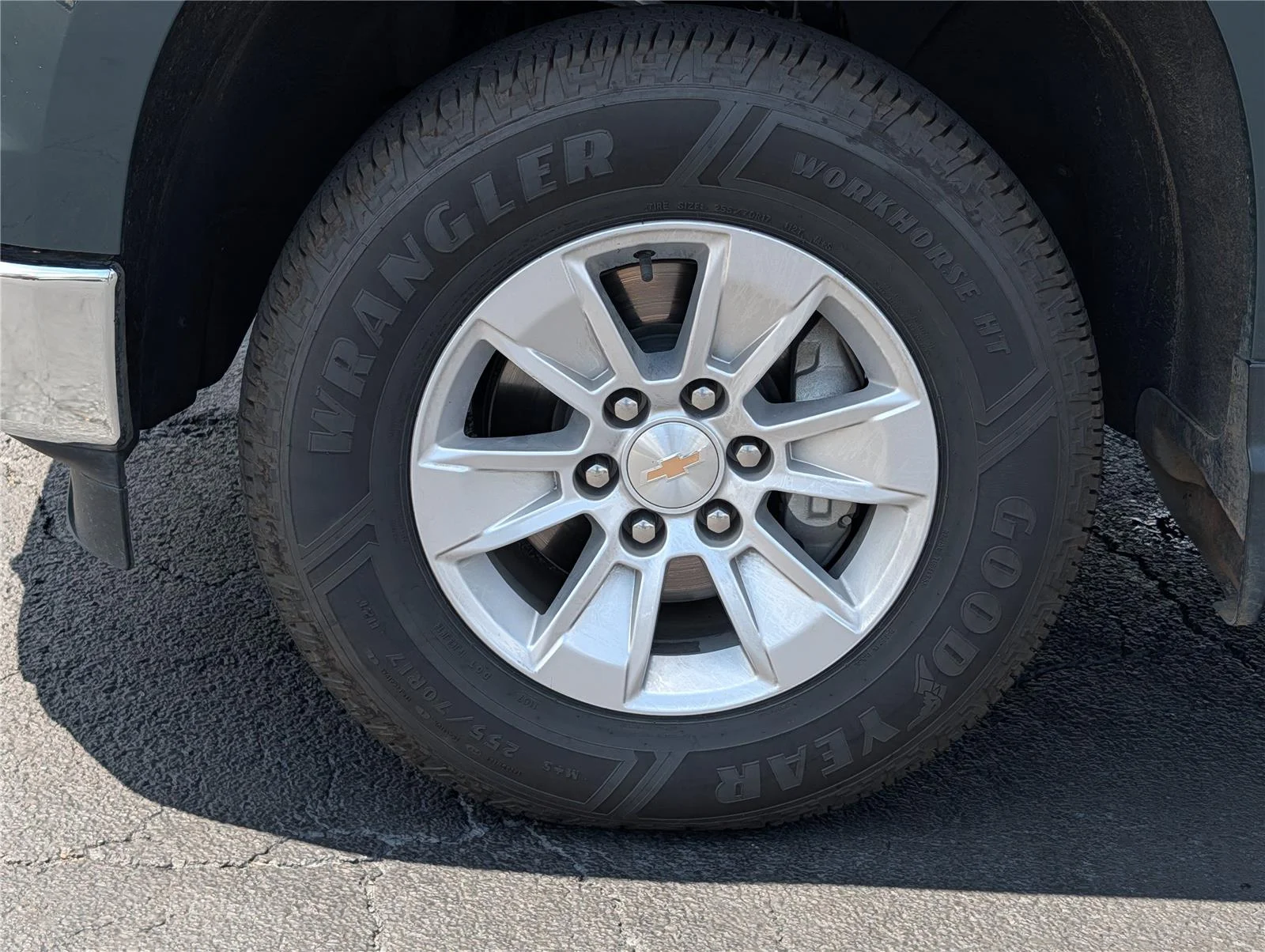 Used 2025 Cypress Gray Chevrolet LT image 10