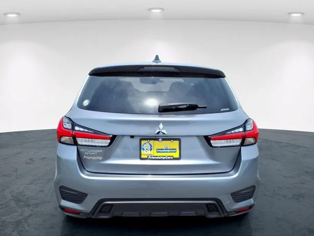 Used 2025 Gray Mitsubishi 2.0 ES image 10