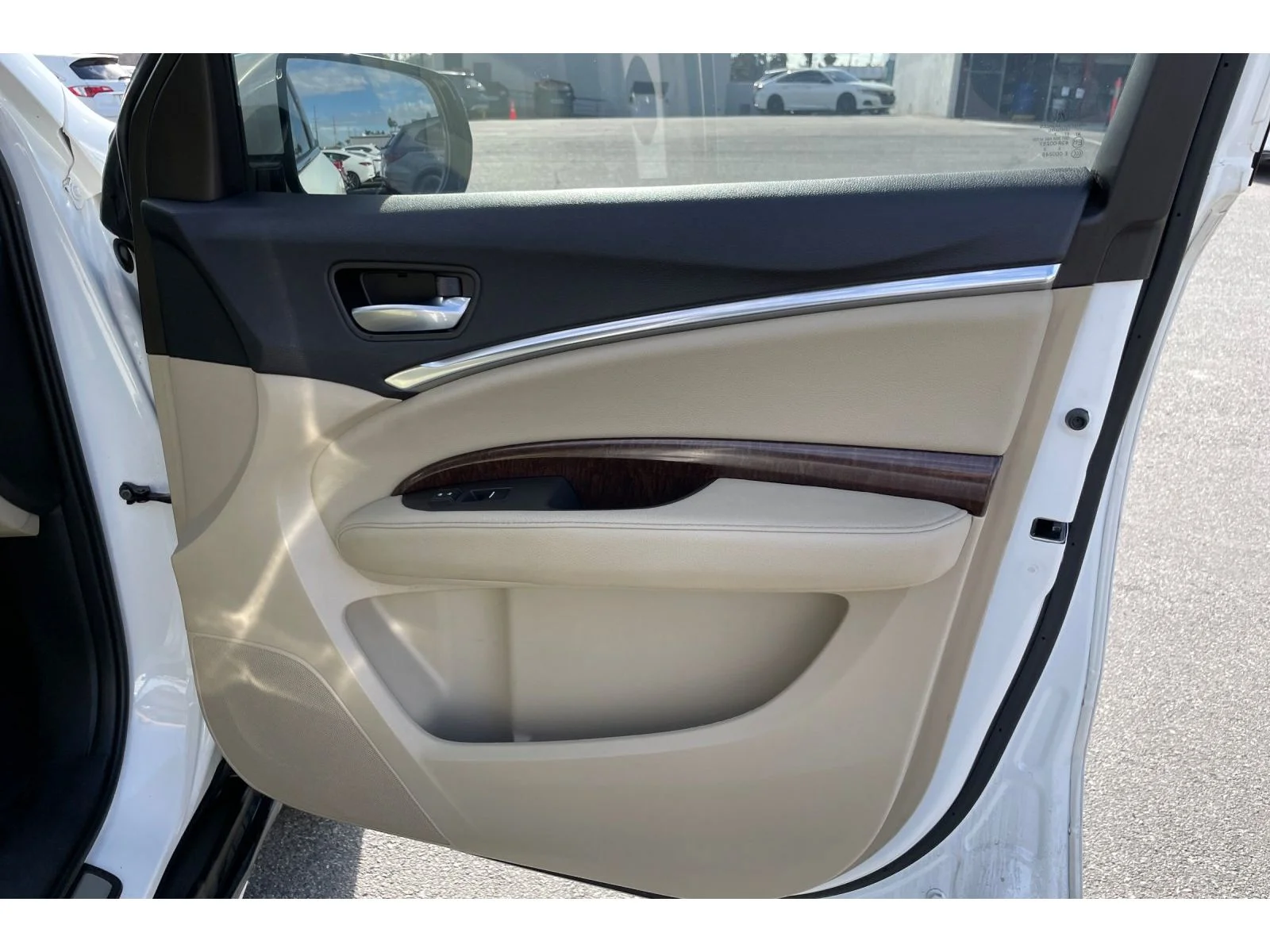 Used 2018 White Diamond Pearl Acura 3.5L (A9) image 21