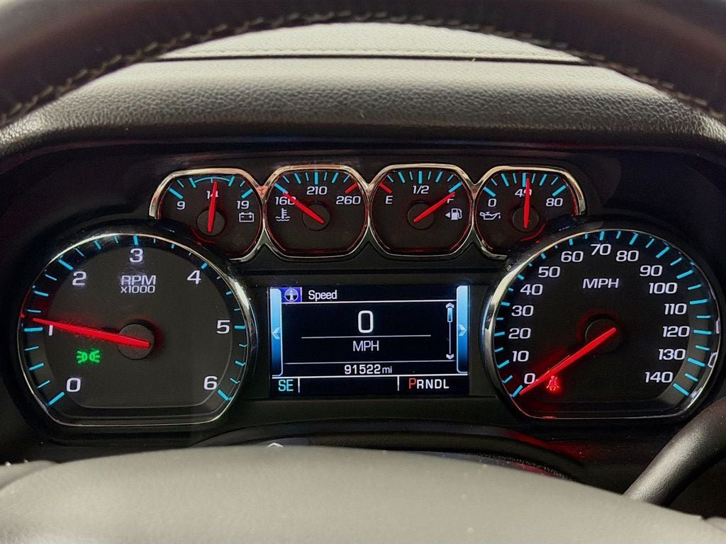 Used 2017 Onyx Black GMC 4WD 4dr SLT image 12