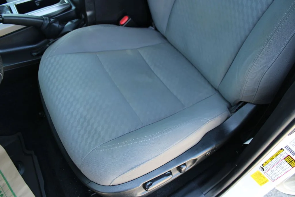 Used 2022 White Toyota SR5 image 15