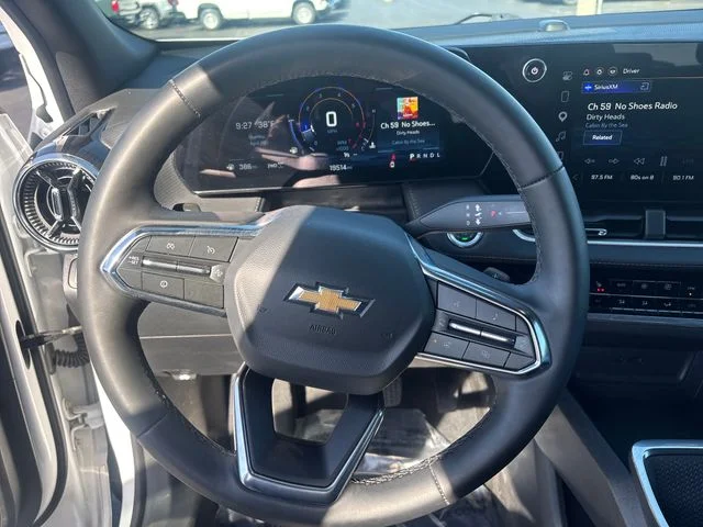 Used 2026 Summit White Chevrolet LT image 17