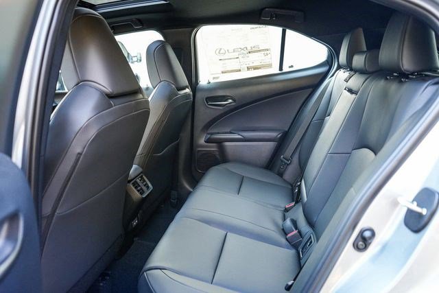 2026 Lexus UX Hybrid 300h F Sport Design - Photo 19