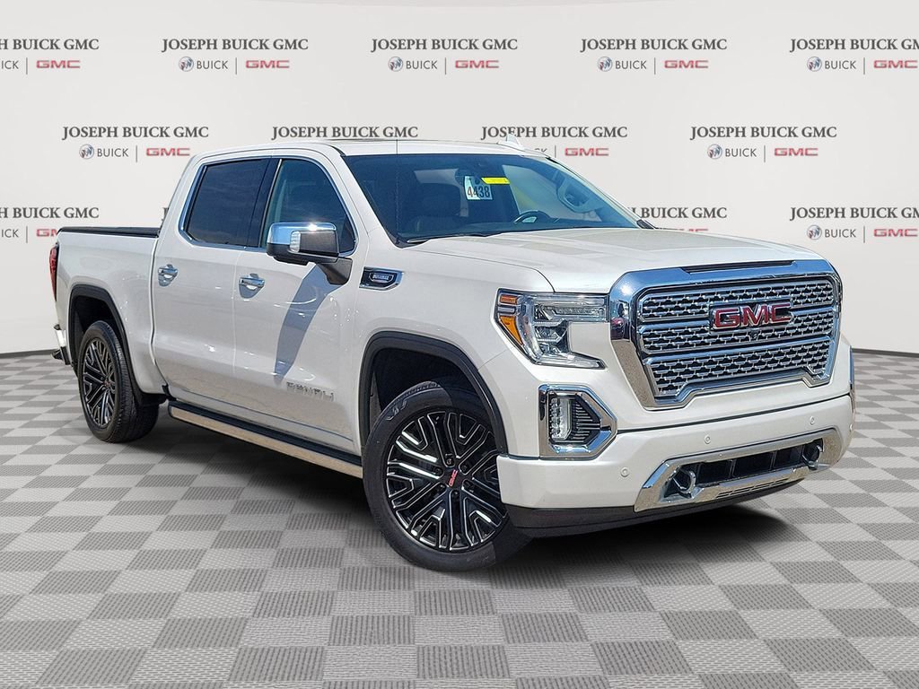 2020 GMC Sierra 4WD Crew Cab Short Box Denali's photo