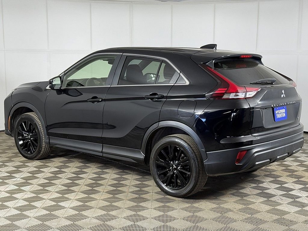 Used 2023 Black Mitsubishi LE image 6