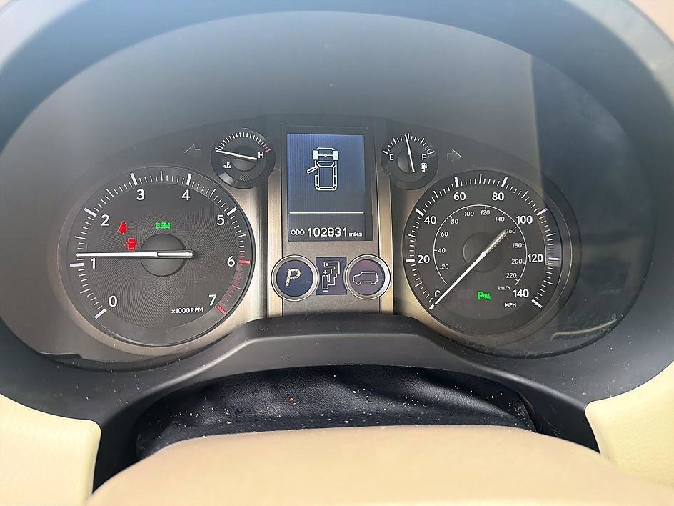 Used 2017 Starfire Pearl Lexus 460 image 14