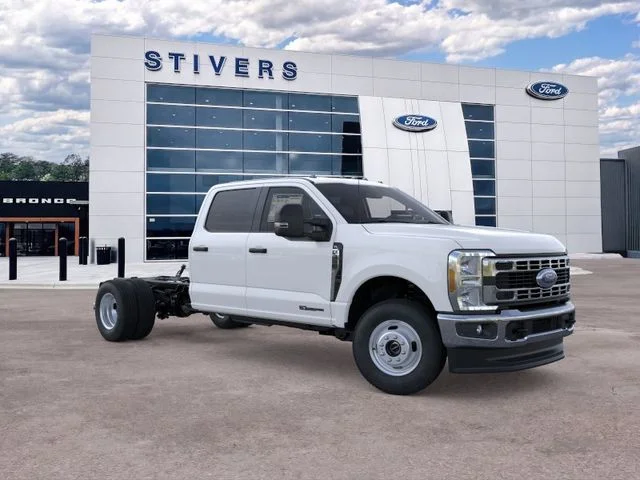 New 2026 Oxford White Ford XL image 1